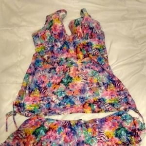 Swim suit top 38DD bottom Large